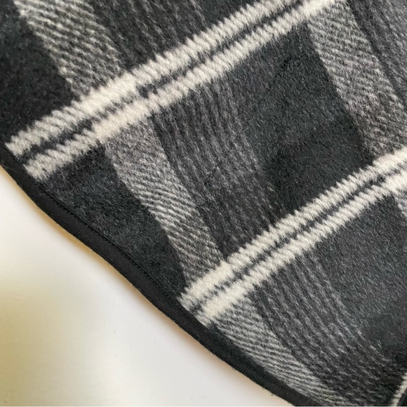 Wool blend plaid tartan checkered cropped poncho shawl jacket topper S - Picture 12 of 17